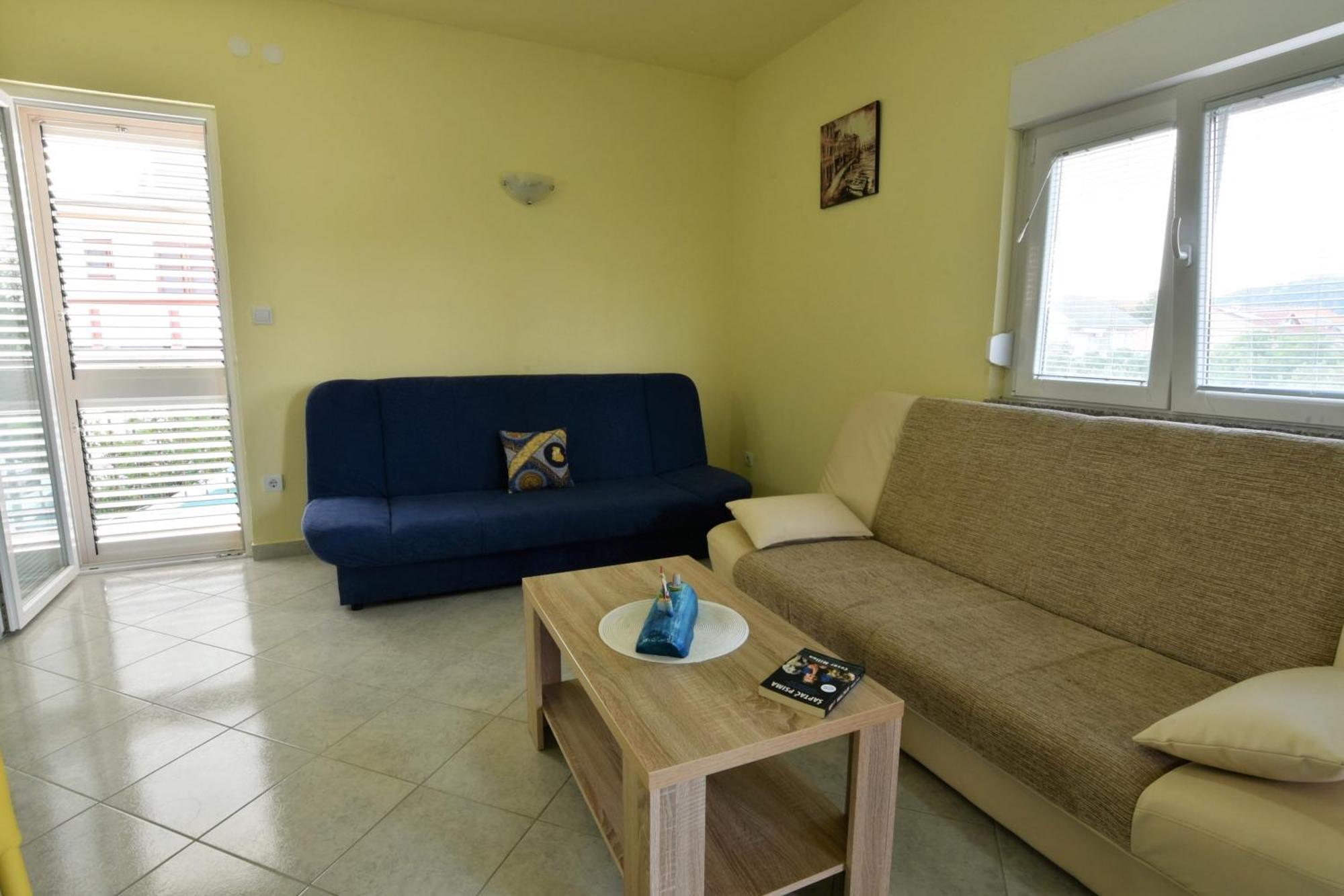 Apartmani Natasa Nino Jezera, Murter Ruang foto