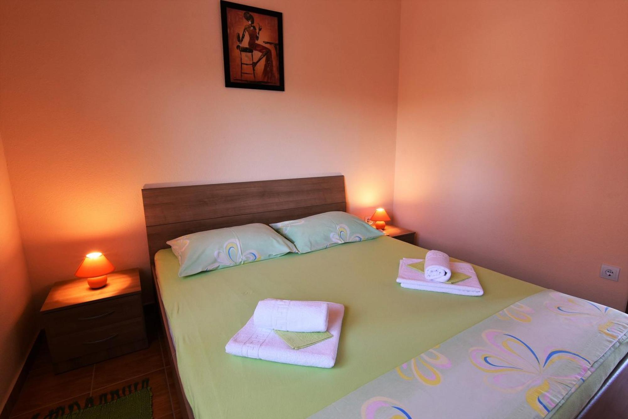 Apartmani Natasa Nino Jezera, Murter Ruang foto