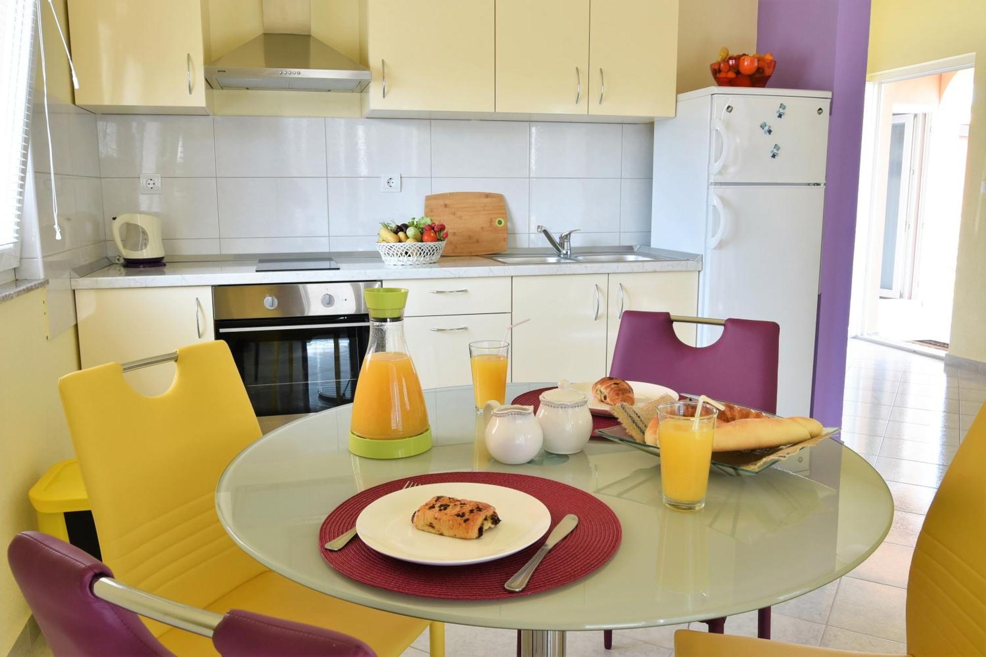 Apartmani Natasa Nino Jezera, Murter Ruang foto