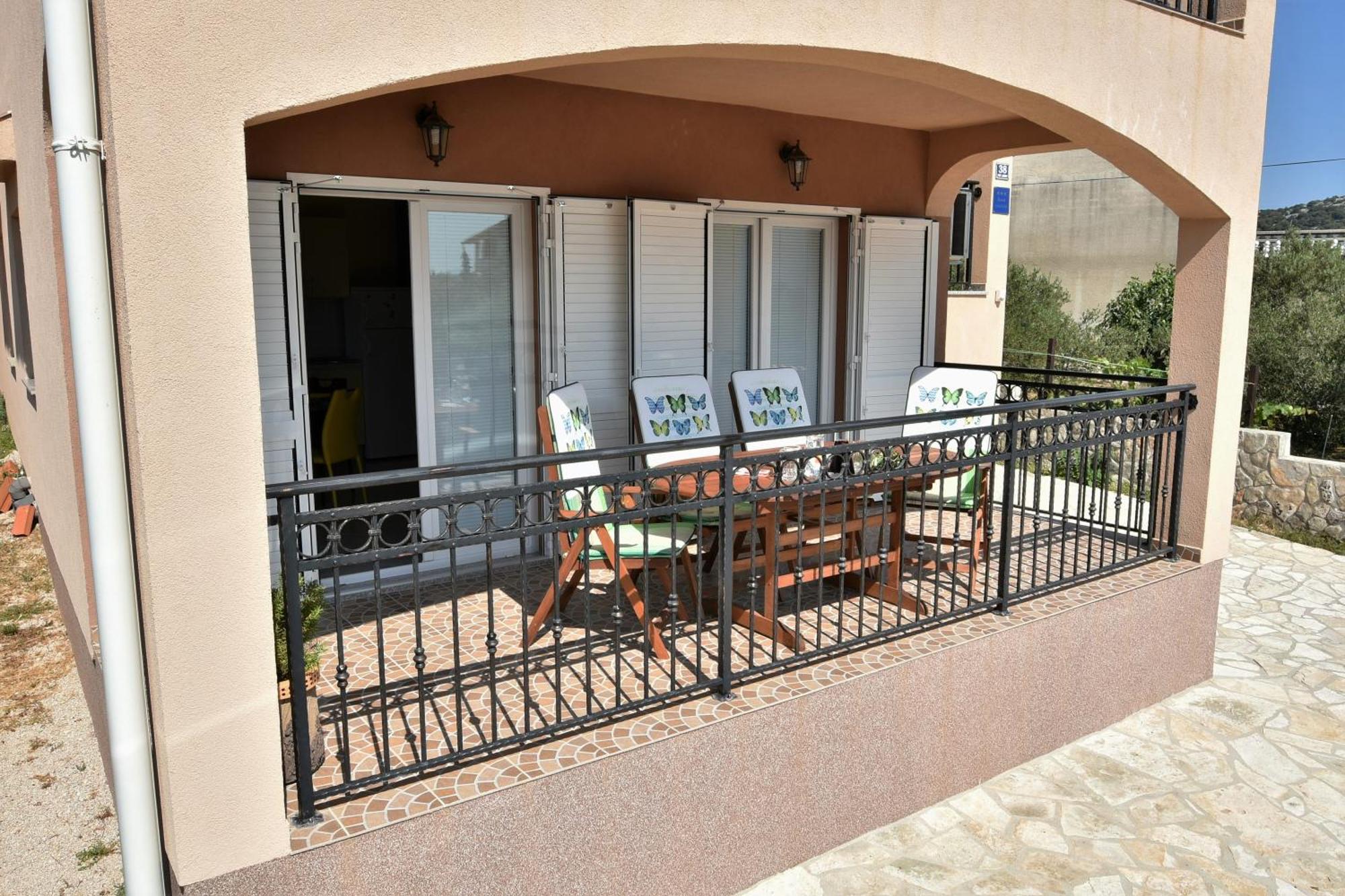 Apartmani Natasa Nino Jezera, Murter Ruang foto