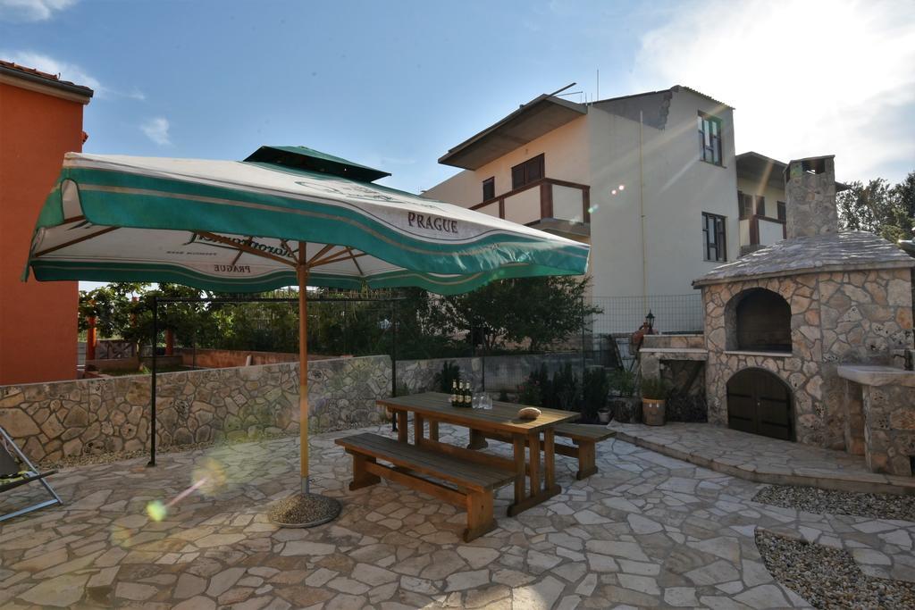Apartmani Natasa Nino Jezera, Murter Bagian luar foto